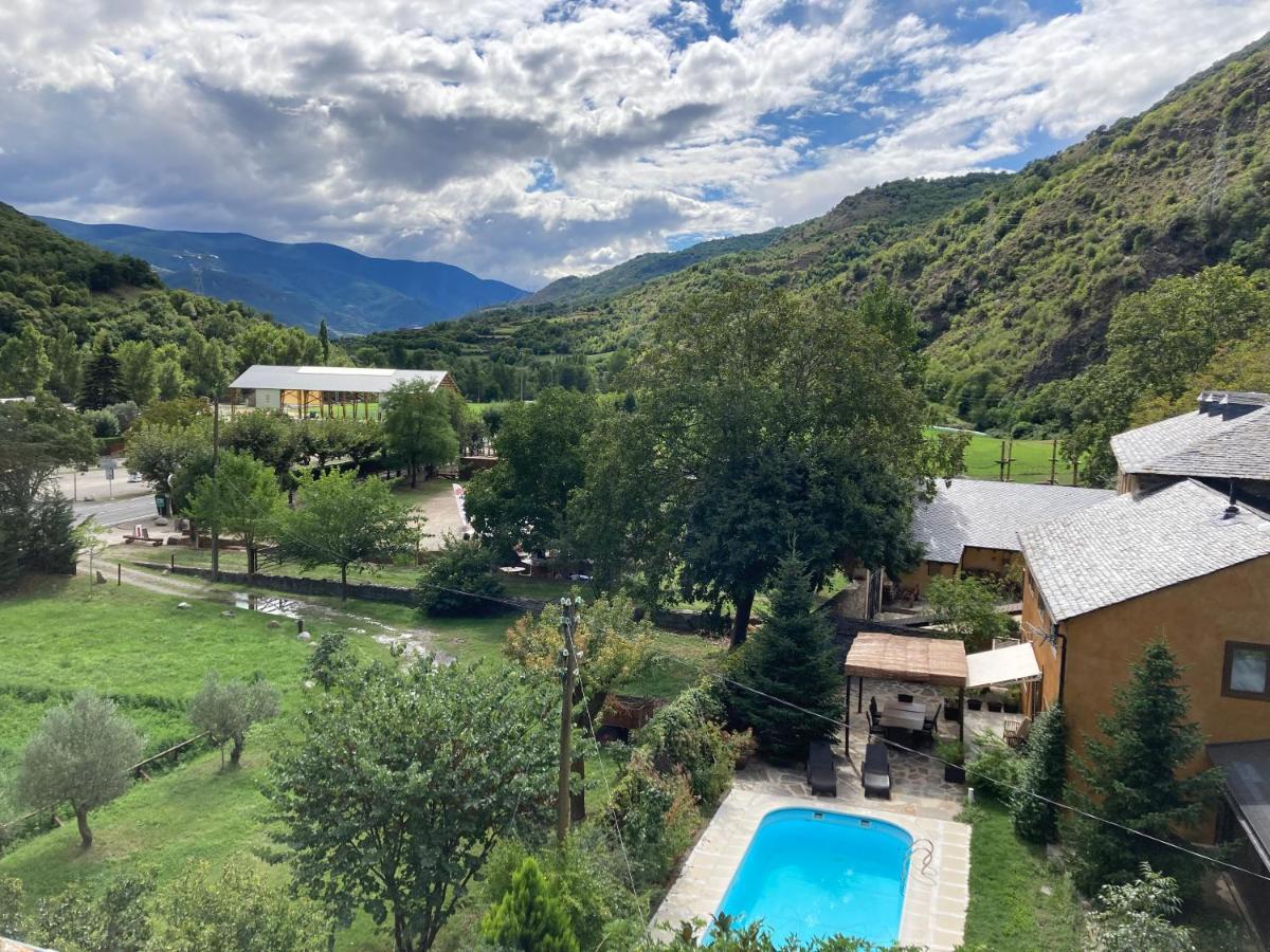 Hostal Cal Quimet Rialp Exterior foto