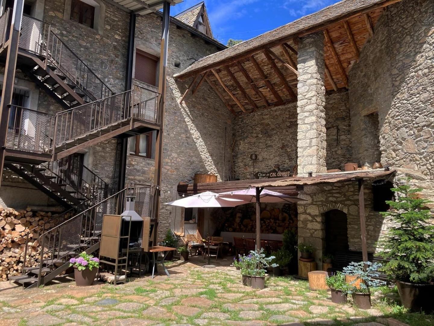 Hostal Cal Quimet Rialp Exterior foto