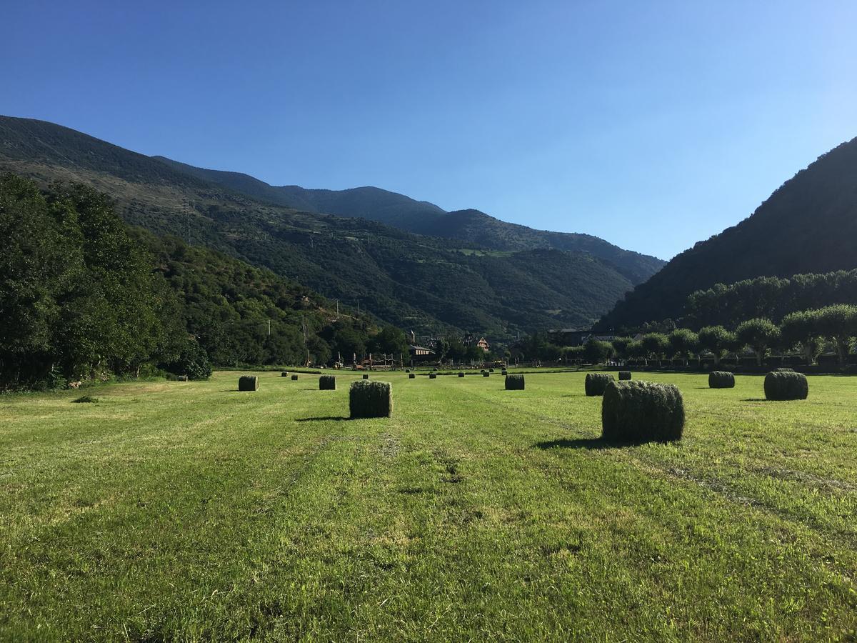 Hostal Cal Quimet Rialp Exterior foto